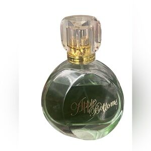 Apple Bottoms Emerald Fragrance with Gold Accents